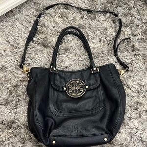 Tory Burch Amanda Hobo Bag